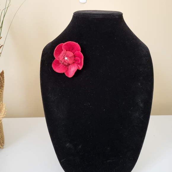 Vintage Red Velour Fabric and Rhinestone Flower Rose Brooch - Picture 8 of 11